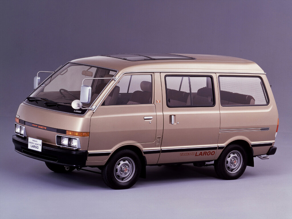 Nissan Largo 1 поколение, минивэн (09.1982 - 04.1986)